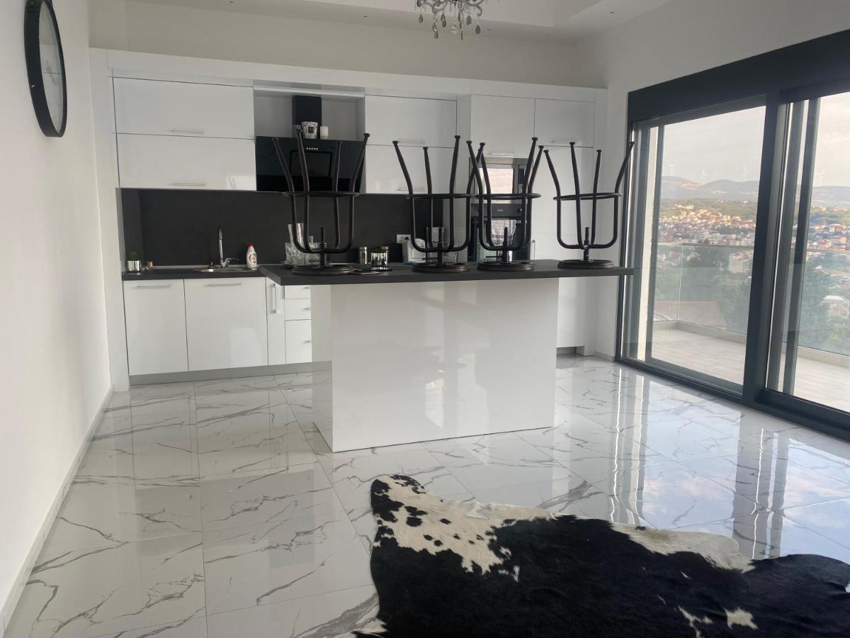 A. Montenegro Appartement Dobra Voda Buitenkant foto