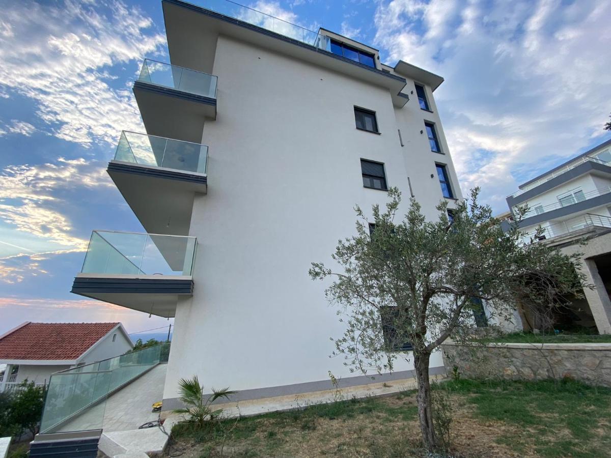 A. Montenegro Appartement Dobra Voda Buitenkant foto